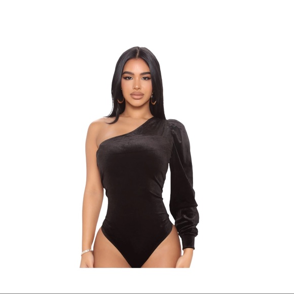 Tops - Match My Energy Velvet Bodysuit- Black, Size Small